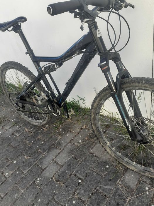 Bicicleta btt 2012