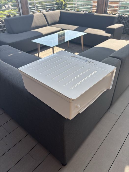 Szuflada Fresh Zone z kontrolą wilgotności Hotpoint Ariston