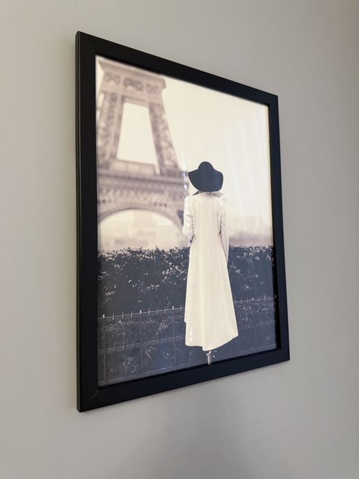 Plakaty obrazy w czarnych ramkach