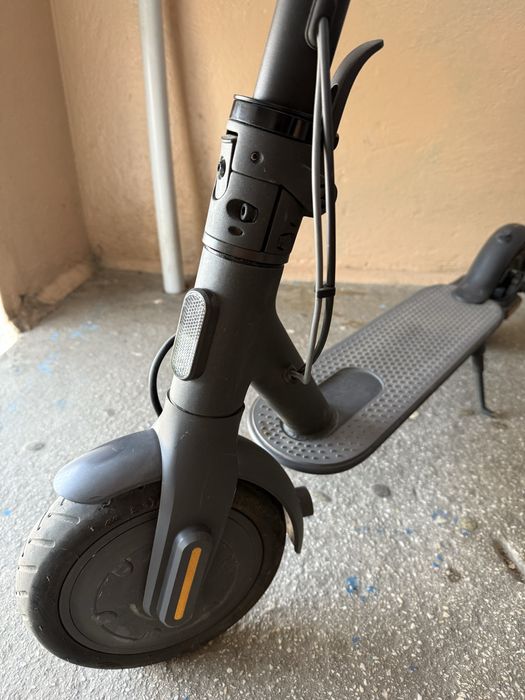 Електросамокат Xiaomi Mi Electric Scooter 1S Black