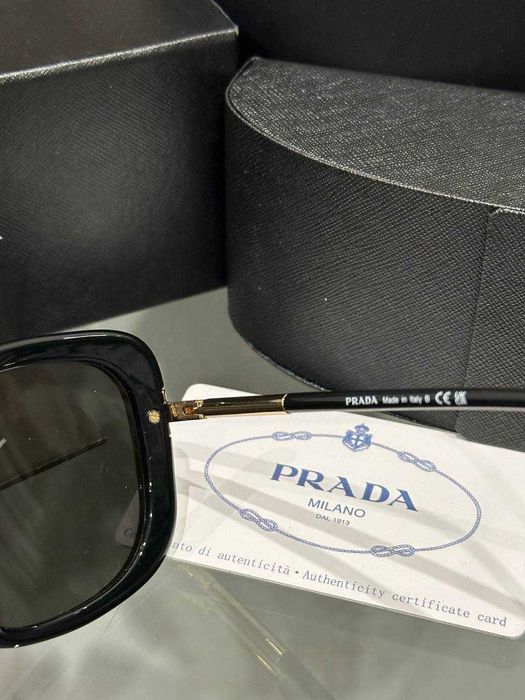 Сонцезахисні окуляри PRADA PR 04WS 05M3D0 53 мм прада чорні