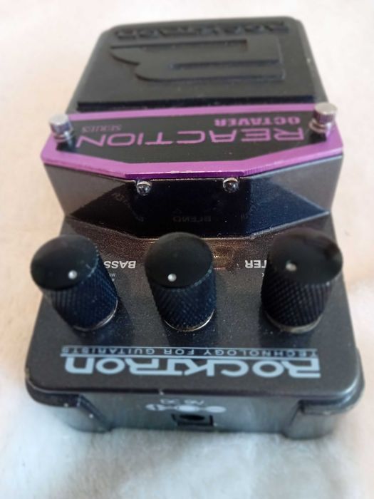 ROCKTRON Reaction OCTAVER - efekt do gitary / basu, stan bdb