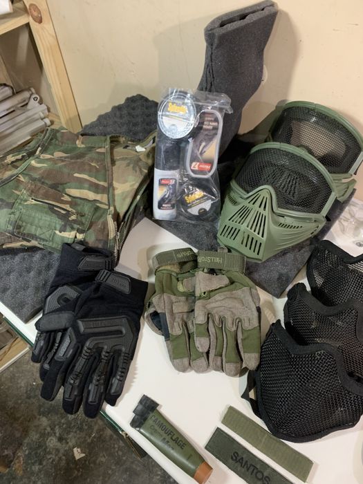 Armas / Replicas de Airsoft - Vário Material e Equipamento Tático NOVO