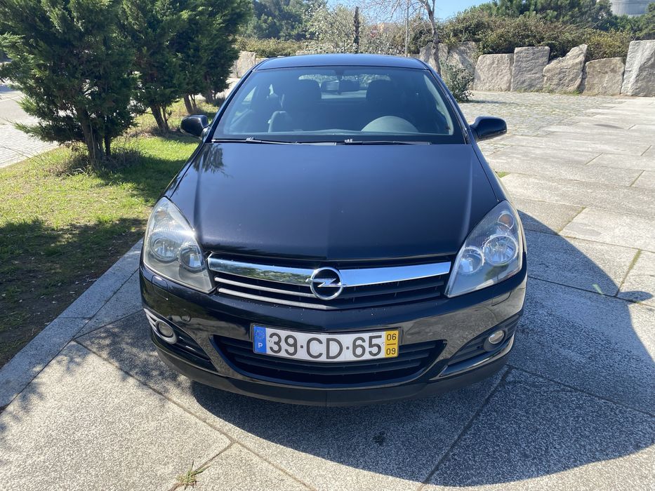 Opel Astra GTC 1.3 Cdti Sport — photo 2