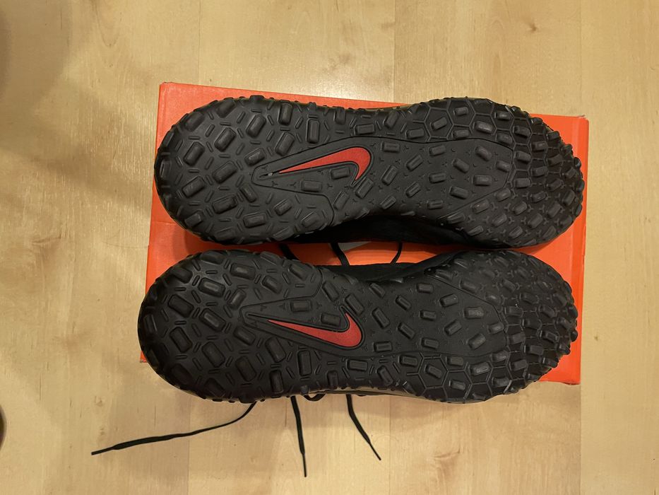 Buty piłkarskie Nike Phantom GT CLUB DF TF