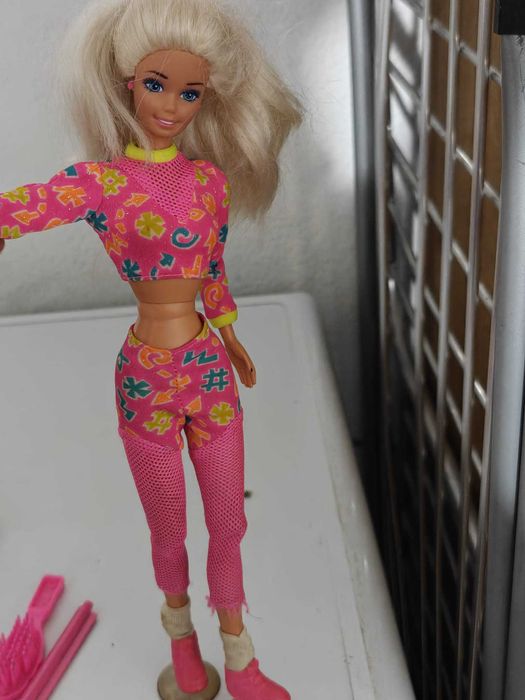 Barbie a ginástica