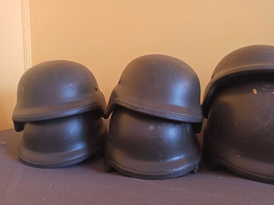 Hełm kompozytowy wz.2005 z pokrowcem MASKPOL r.2011