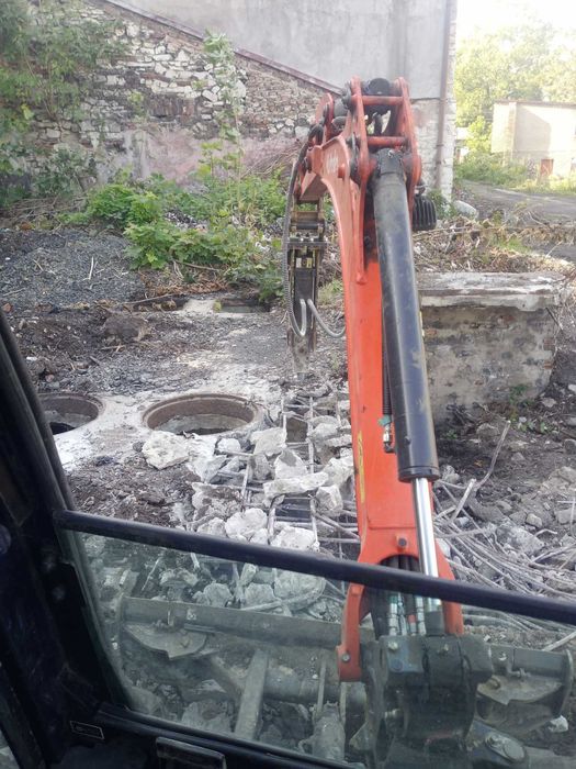 Wynajem minikoparki (nowe), młot, zagęszczarka, skoczek, koparka