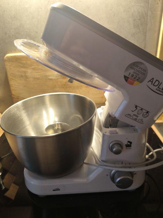 Robot planetarny Adler AD 4216 1000W, misa 4L, komplet mieszadeł
