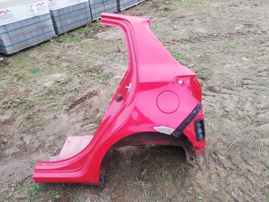 Błotnik tylny lewy Toyota Yaris 3 III