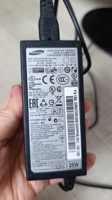 Широкоформатный LED Монітор 21.5" Samsung S22C300B рабочий