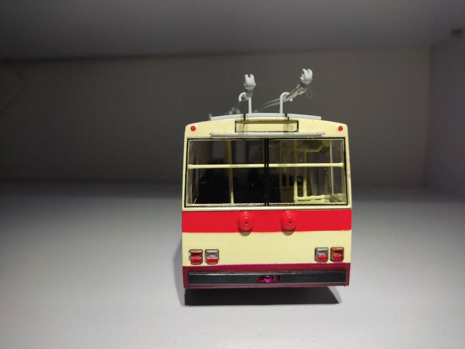 Модель троллейбуса Skoda 14TR