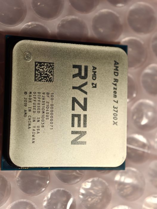 AMD Ryzen 3700X wydajny