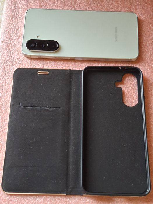 Samsung A56 5G, 8/128, NFC, як  новий