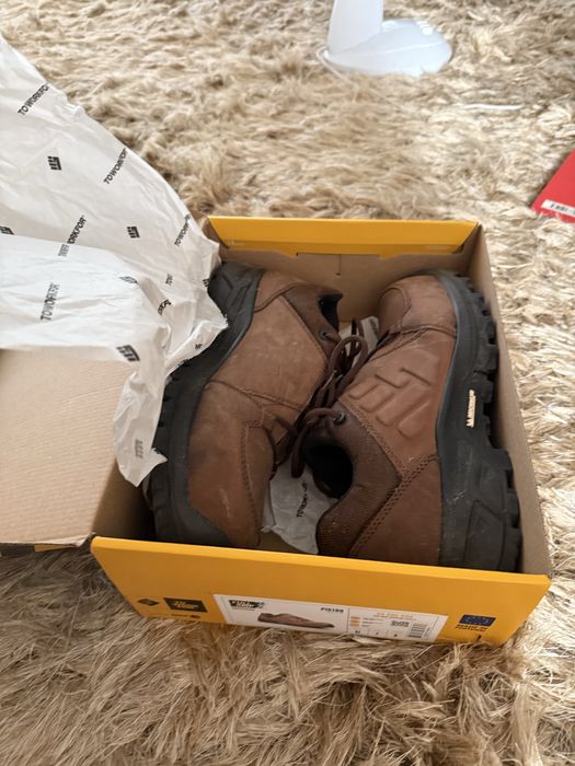 Bota To Work For - Piston