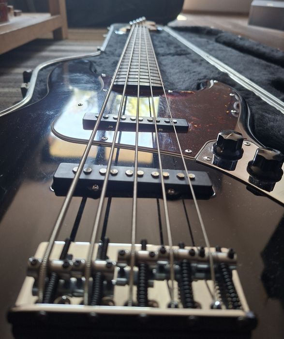 Fender Jazz Bass V