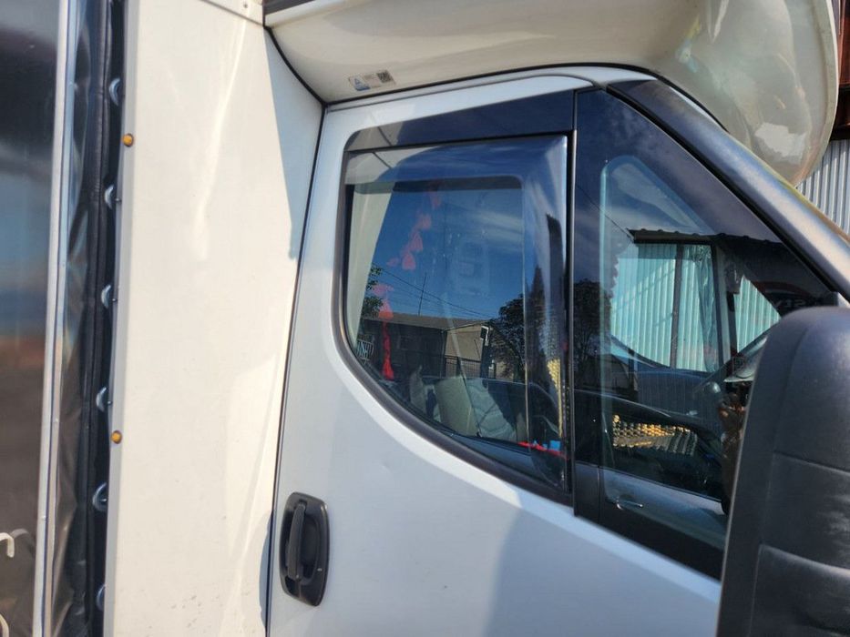 Iveco Daily 2014- рр. Вітровики вставні (напівпрозорі, 2 шт., Cagatay)