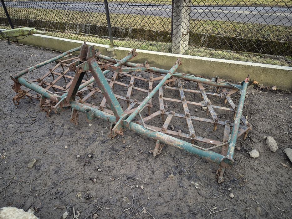 Brony trzy polowe, Pielnik wielorak obsypnik