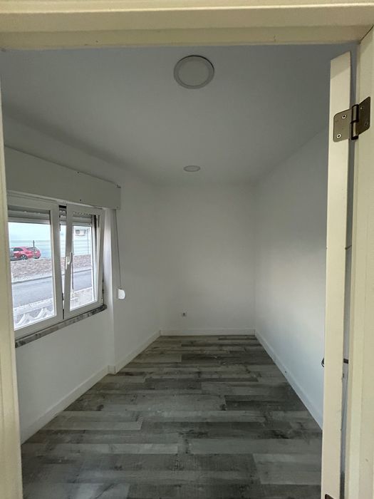 Apartamento T1+1 com garagem Porto Alto