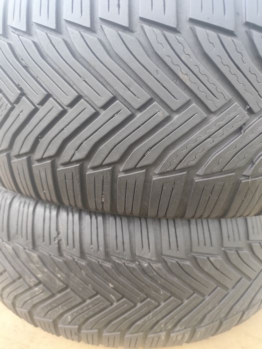 MICHELIN 215/60r16 , зима