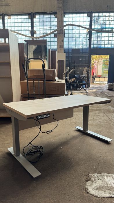 Стіл з підйомним механізмом 40шт