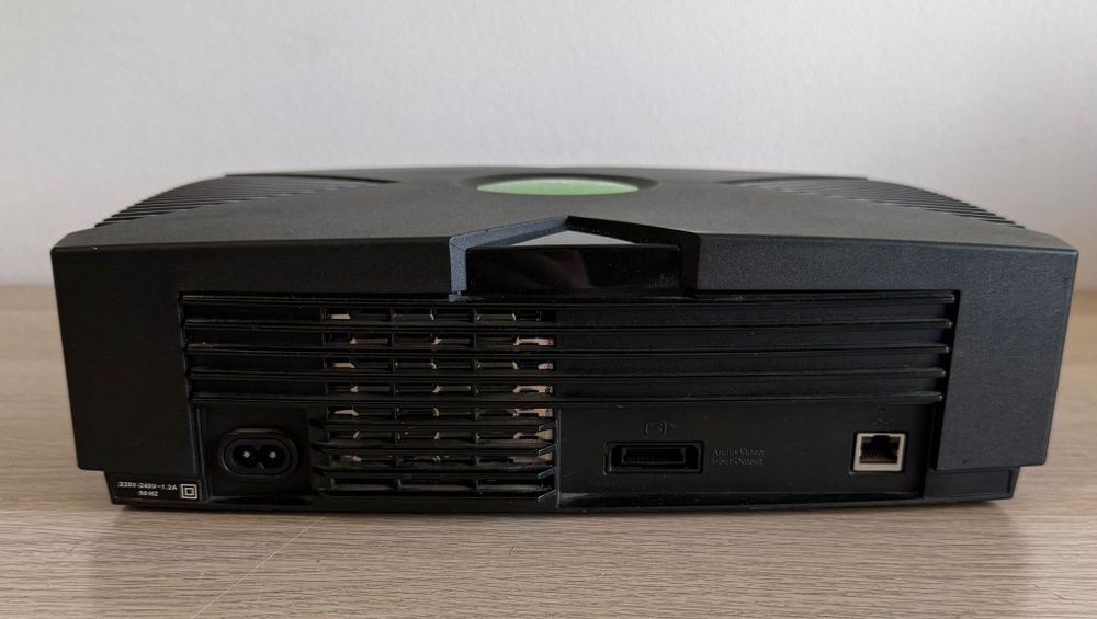Xbox Clássica Original 8GB (Desbloqueada)