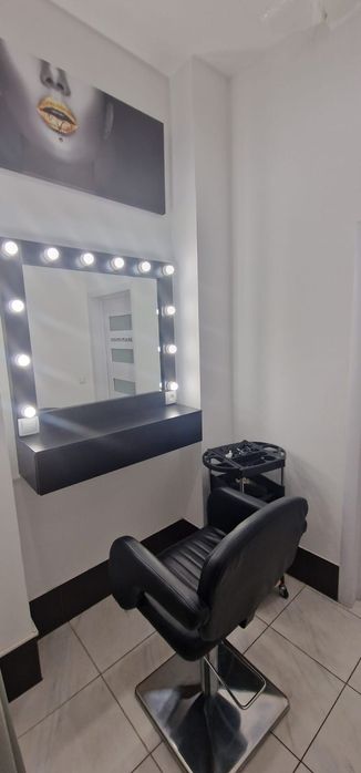 Аренда кресло для парикмахер (Оболонь)