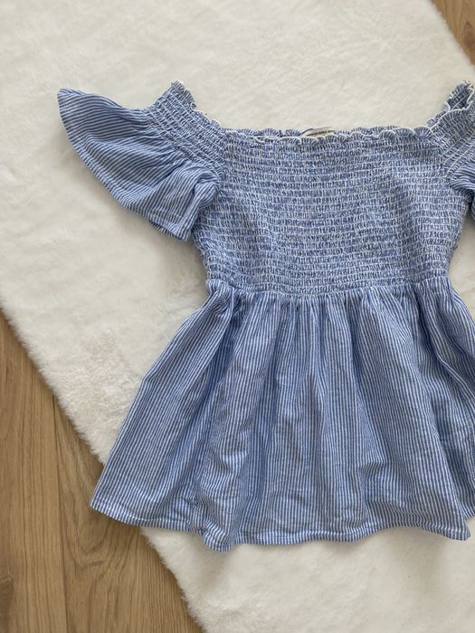 Niebieski top na krótki rękaw w paseczki odkryte ramiona M 38 american eagle