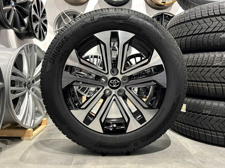 Oryginalne koła zimowe 18 5x114.3 Toyota RAV4 V 225/60R18 Bridgestone