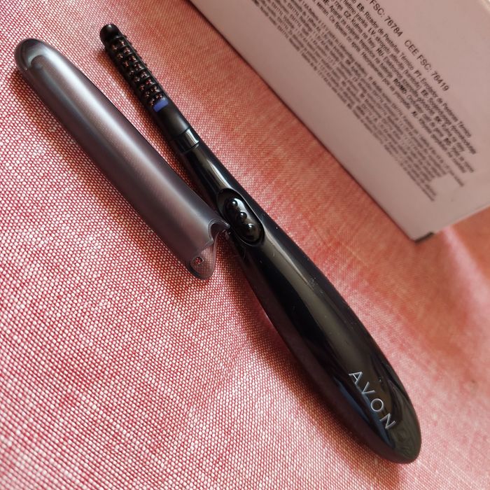 Podgrzewana zalotka Avon