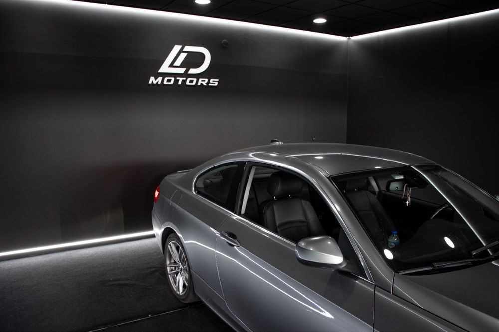 BMW 320 — fotografia 4