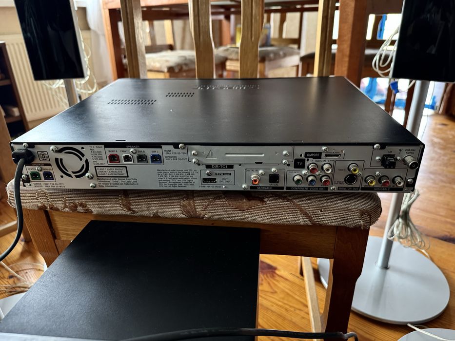 Домашній кінотеатр Sony DAV-DZ850M (5.1)