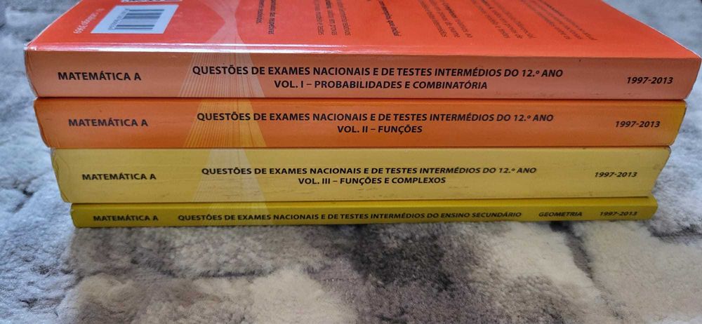 Conjunto de livros de Matemática A