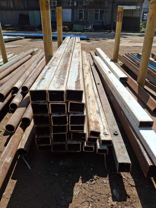 Труба профильная б\у