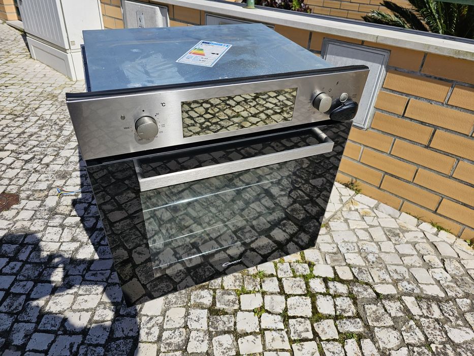 Forno Candy FCP651SX avariado | peças ou reparação