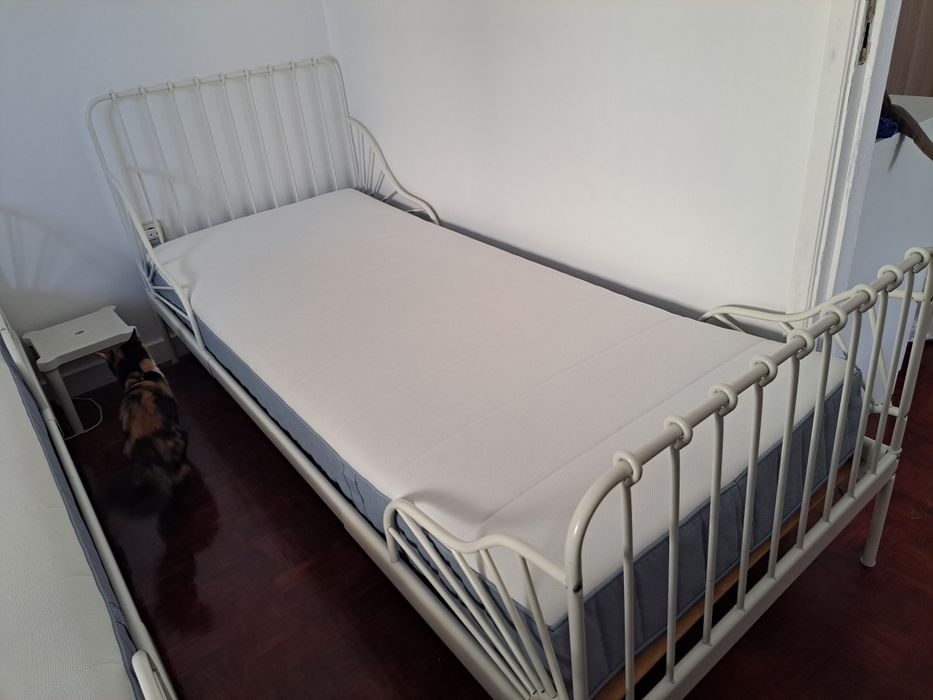 Vendo Cama Minnen + Colchão Vesteroy
