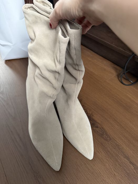 Чоботи бежеві Зара, натуральна замша ! 41 розмір! 26,5 см