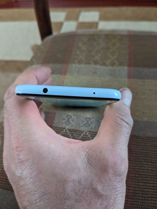 Смартфон Google Pixel 3a xl 4/64