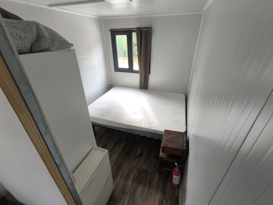 Contentor prefabricado 6x2,4m imitação pedra