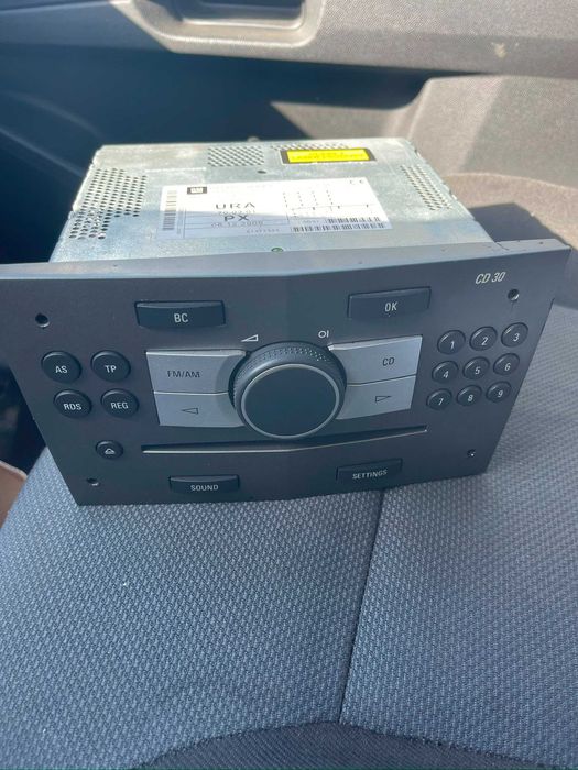 Auto-rádio Original Opel CD30 Compatível com Astra H ou Zafira B