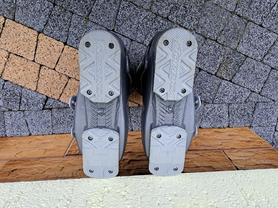 Buty narciarskie Nordica roz. 38 wkładka 24-24,5cm stan bdb