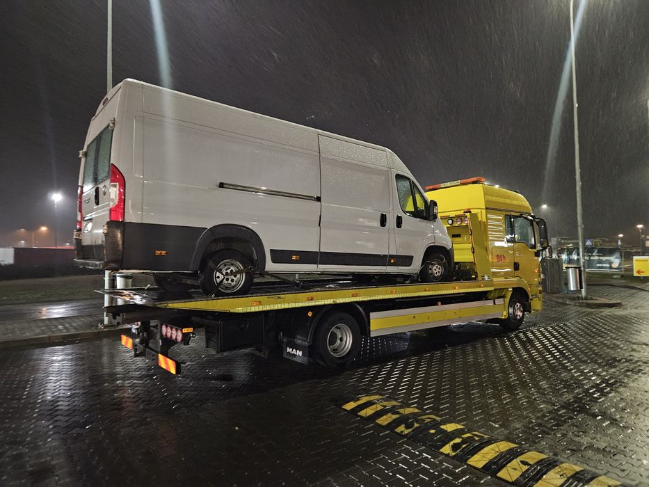 Autolaweta, pomoc drogowa, transport wózków maszyn br