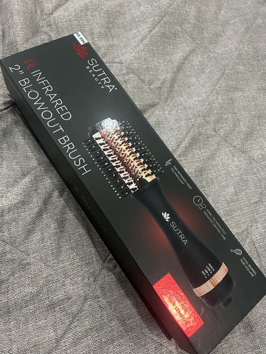 Escova de cabelo SUTRA