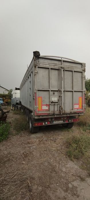 Напів причіп  Montracon