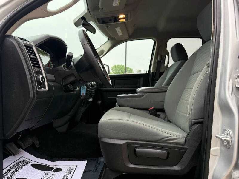 2017 RAM 1500 Express