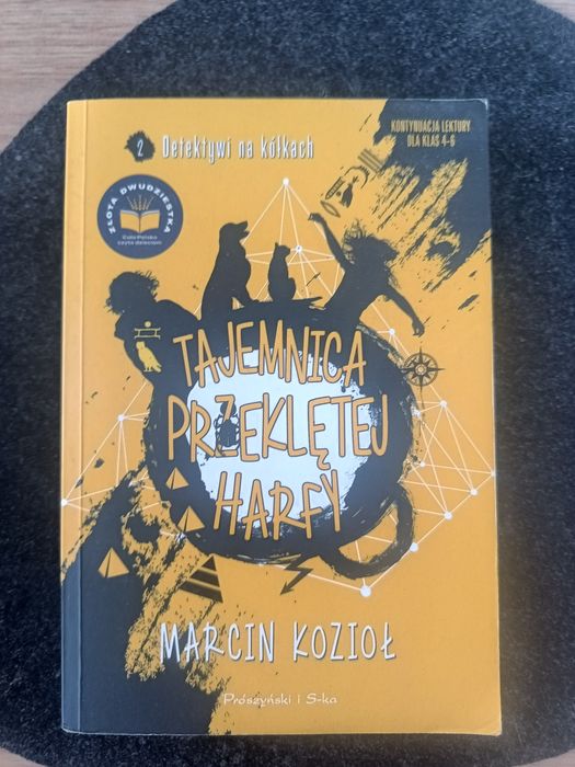 Tajemnica przeklętej harfy