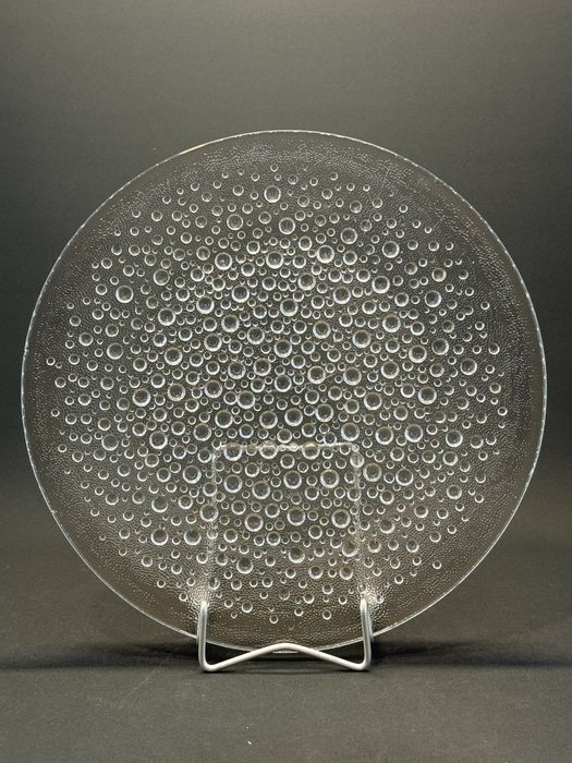 Patera Asteroid bezbarwna