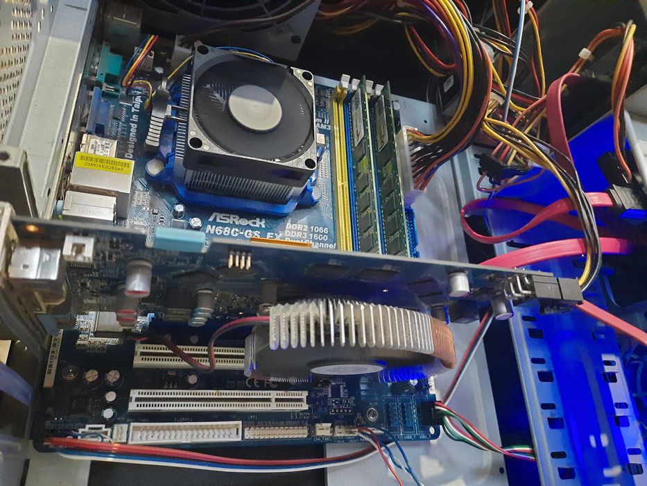 ПК 4ядра FX 4100 8GB SSD+HDD