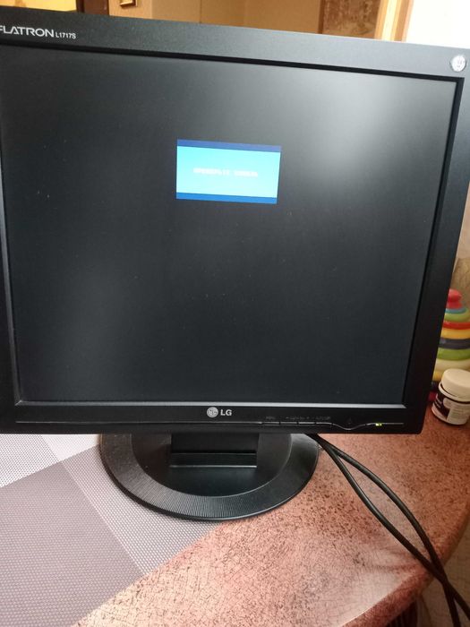 Продам монитор LG FLATRON L1717S-BN 17 дюймов