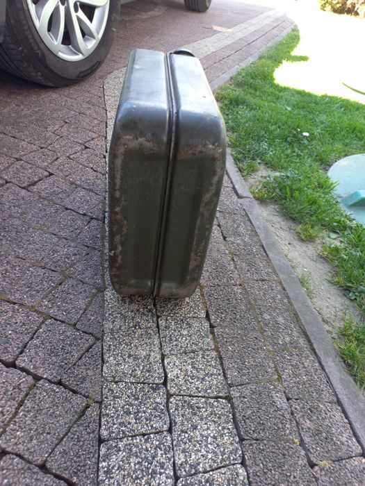 Kanister na paliwo 20L